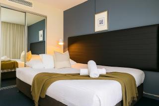 Level 27 Skyline Ocean Escape 2BR Apt - 3