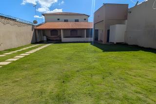 Conforto e praia a poucos passos - 0