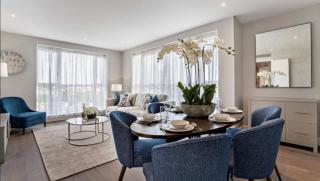 Canary Wharf Riverview apartment - 8