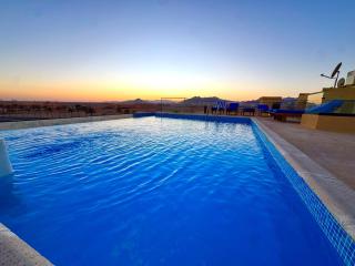 The View - Luxury One bedroom Apartment - 1