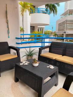 Quiet studio apartment one block from the beach - 6