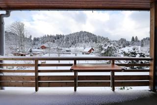 Hosted by Valentin - 1