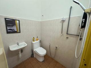 Single Storey 3R2B walk to Restaurant & Shop at PD by MAISON - 3