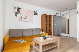 Bright Apartment Podgórze Cracow by Noclegi Renters - 6
