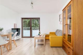 Bright Apartment Podgórze Cracow by Noclegi Renters - 3