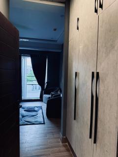 Avalons luxury decent1BHK cozy apartment - 5