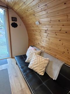 Woodside Round Pod - 3