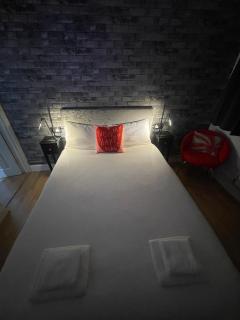 Croydon 1 bedroom Apartment - 6