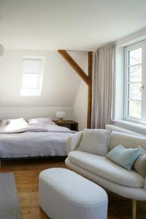 Stylish Apartment In A Historic Country House - 1