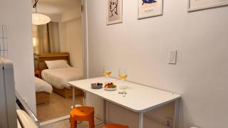 Exit 4 of Hongik University - 5