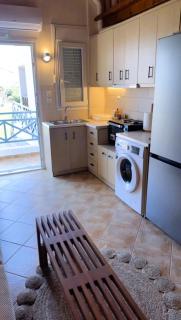 Kourouta's Diamond Apartment 2 - 5