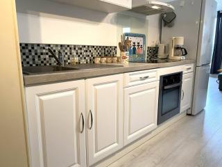 Appartement avec balcon, plage de Trestraou, parking inclus - FR-1-368-334 - 1