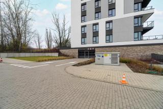 Luxury Apartment with Parking & Terrace Remote Work by Renters Prestige - 4