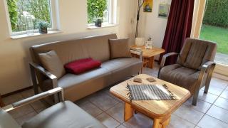 Gemütliches Haus Mit Komplett Umzäuntem Garten - 6