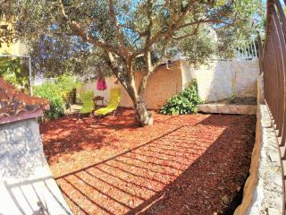 Erdgeschosswohnung Mit Viel Komfort Und Terrasse - 1