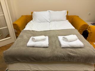 Sofia Central spacious 3BD 2BA apartment - 9