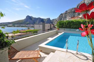 Geräumiges Ferienhaus In Omiš Mit Privatem Pool - 3