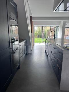 COWES Detached House 3 mins walk from town - 1