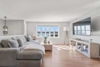 4BR Open Concept · Sunset View · Pool Near Ocean - 5