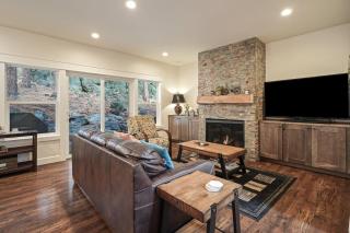 Trails End Retreat - 9