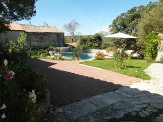 Traditionelles Steinhaus mit Terrasse, Garten und Gemeinschaftspool sowie herrlicher Aussicht - 6