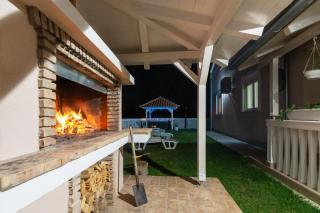 Ferienwohnung Mit Jacuzzi, Garten Und Parkplatz - 2