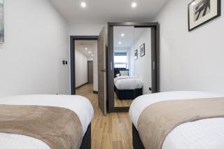 Majestic House - 2 BR - Borehamwood Station - 4