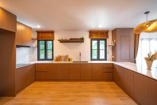 Phu Talae Villa Rawai Beach - 9