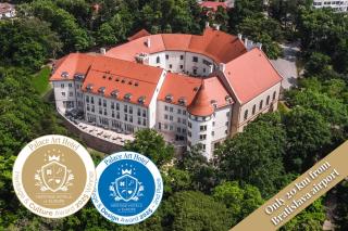 Palace Art Hotel Pezinok - 0