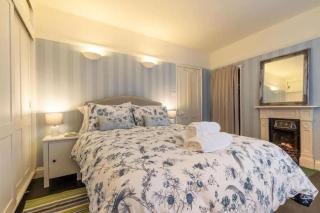 Historic King's Lynn Gem with Walled Garden - 6