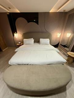 penta square premium Apartments DHA phase 5 - 9