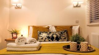 FREE parking, LARGE House for Contractors & Families, Sleeps 8, 2 mins to NOTTINGHAM CITY CENTRE - 5