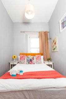 Cosy Apartment by Meadows 10 - 6