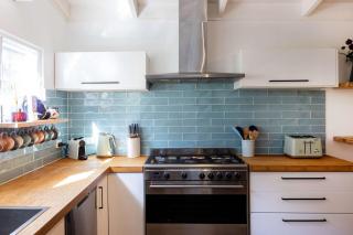 Bawley Point Beach House - renovated beach escape - 5