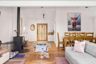 Bawley Point Beach House - renovated beach escape - 8