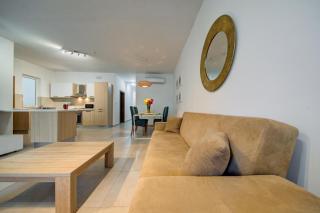 Ortigia Maisonette by Haven and Keys Malta - 4