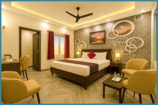 Baliapanda Road Arpana JK Palace Inn # Parking # Wifi - Fully Air Conditioning Room- Prime Location Best Hotel - 5