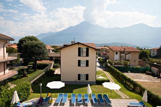 Lakeside Apartment - 8