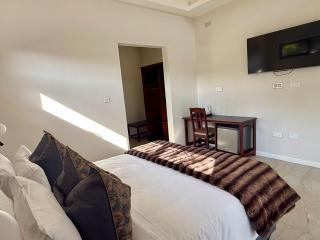 19 on Bay Noakes - 1