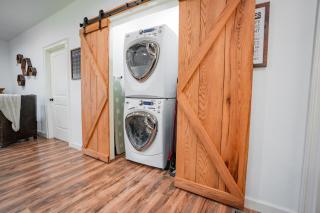 Horse Farm, 4BR 4BA Lodge in Scenic Valley, 20min from Center Hill Lake, 1hr from Nashville - 1