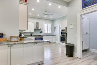 Walk to Coker University and Dtwn! Home with Game Room - 5