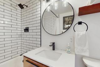 The Golden Moose Chalet - 2