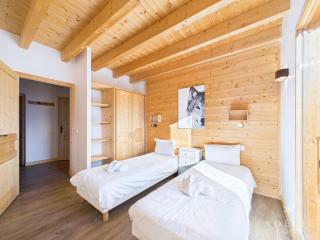 Chalet moderne, jacuzzi, sauna, 12 pers, proche pistes - FR-1-398-636 - 4