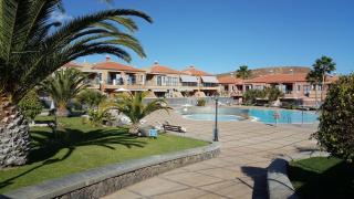 Ferienwohnung mit Balkon sowie Gemeinschaftspool und Kinderspielplatz im Süden Teneriffas - 0