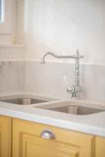 Bright & Cozy House near Beach - 7