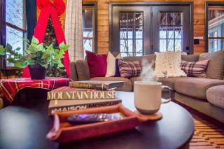 The Fox & Fir Luxe Retreat- Sauna & Cold Plunge - 2