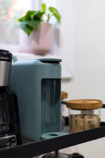 Cozy Modern Retreat • Walk to the Beach - 4