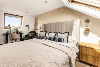 The Luxury Chic Duplex Apartment 2 Bed 2 Bath - 5