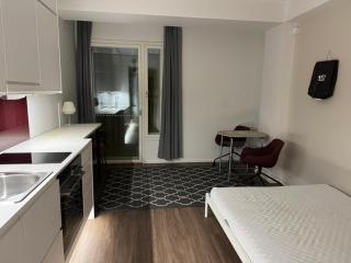 Modern Studio Apt in Design District - 0