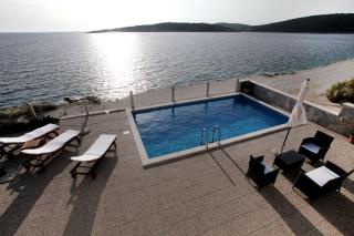 Ferienhaus mit Privatpool für 8 Personen ca 150 m in Sevid, Dalmatien Mitteldalmatien - 2